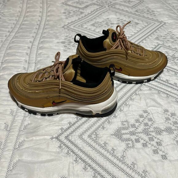 Nike Air Max 97 Gold Bullet 2022 Size 6Y Metallic Gold Red Swoosh - Picture 7 of 13